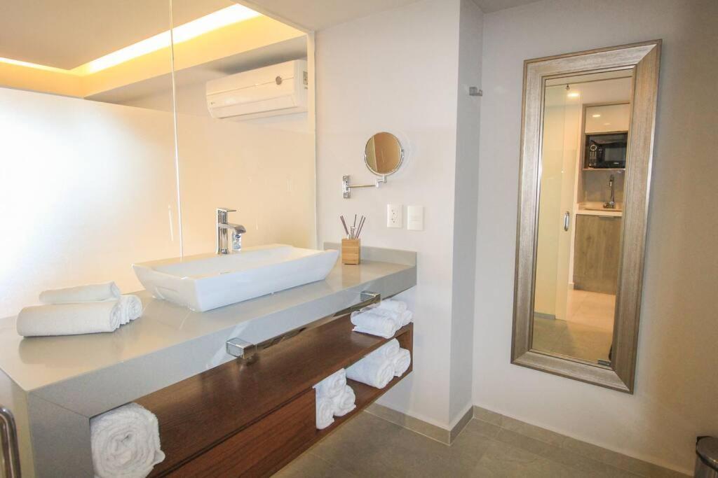 Harbor 7010 By Moikkarentals Beachfront 600Mb Wifi Πουέρτο Βαγιάρτα Εξωτερικό φωτογραφία